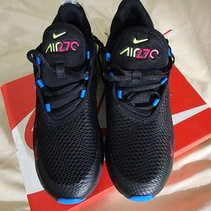 Air Max 270